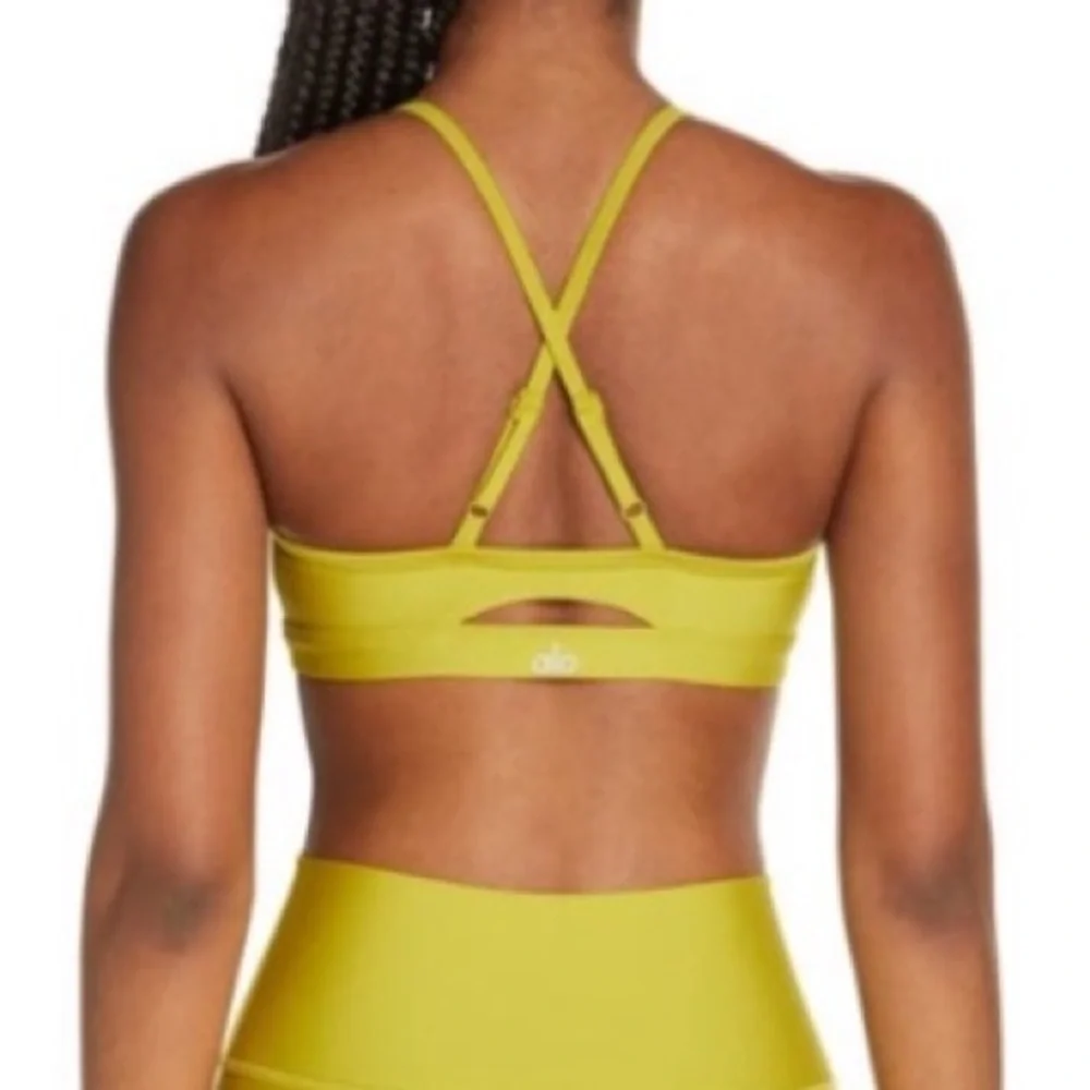 Alo Yoga Airlift Intrigue Bra Yellow/Green Size Medium - Picture 2 of 8